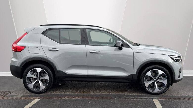 Volvo XC40 2.0 B3P Plus Dark 5dr Auto Petrol Estate